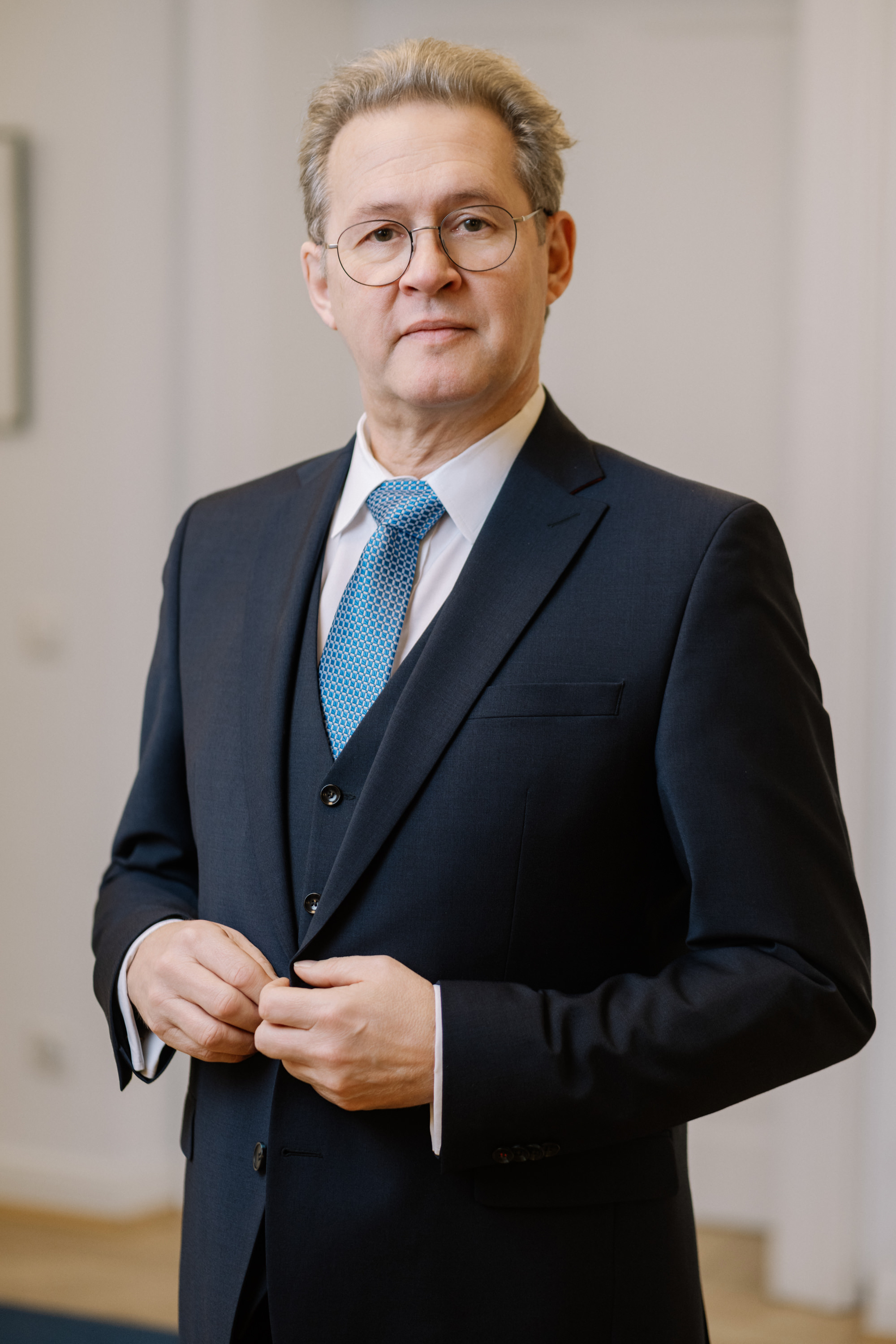 Hans-Georg Augustinowski